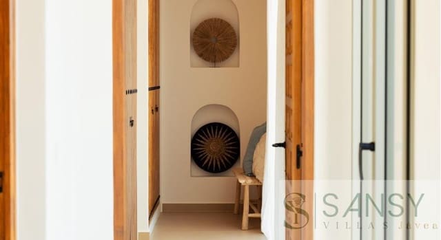 3 soveværelse Villa til salg i Cap Martí - El Tossalet - Pinomar, Javea / Xàbia med swimmingpool - € 1.375.000 (Ref: 9398003)