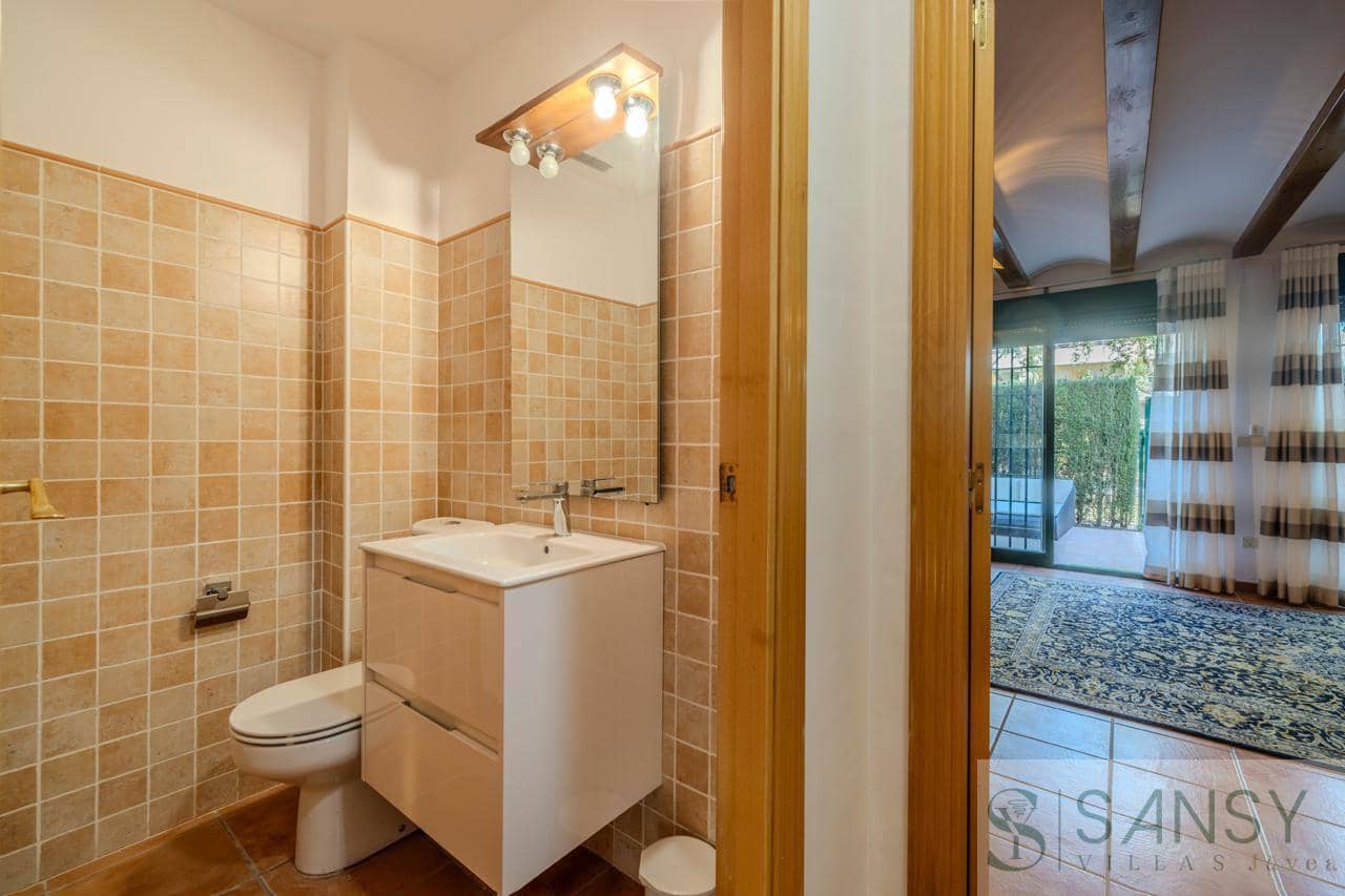 4 chambre Appartement à vendre à Arenal avec piscine garage - 595 000 € (Ref: 9400285)