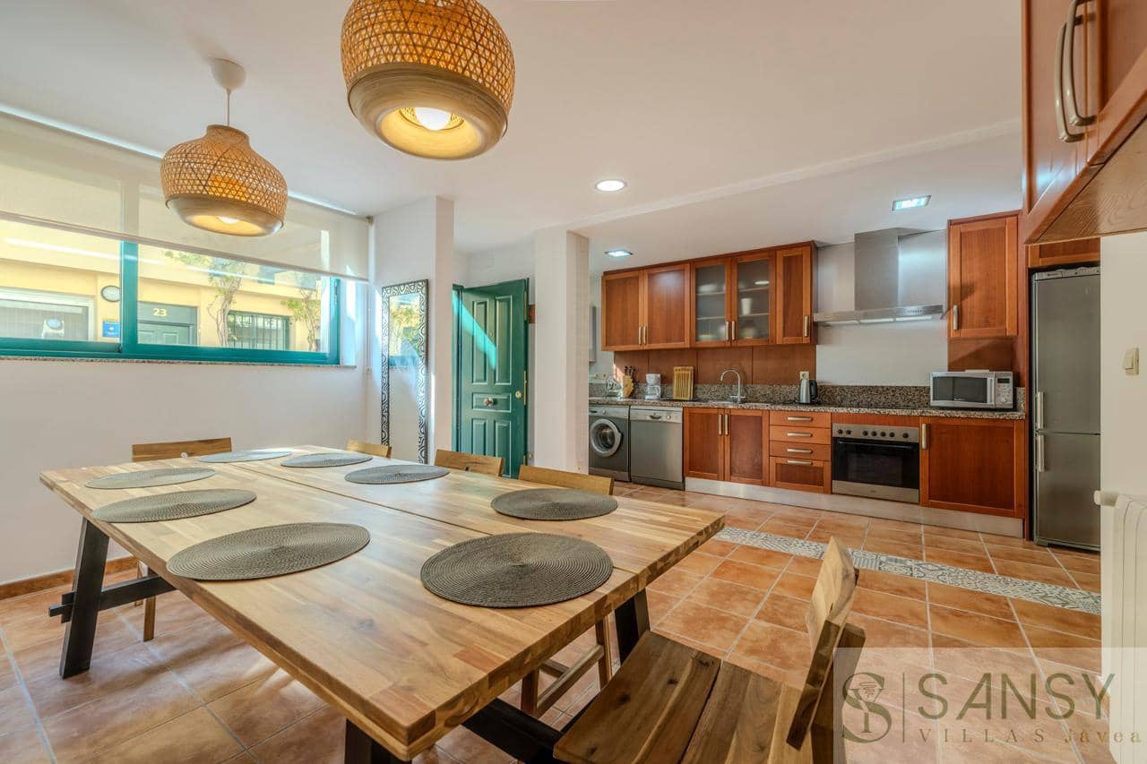 4 soveværelse Lejlighed til leje i Arenal med swimmingpool garage - € 2.000 (Ref: 9400286)