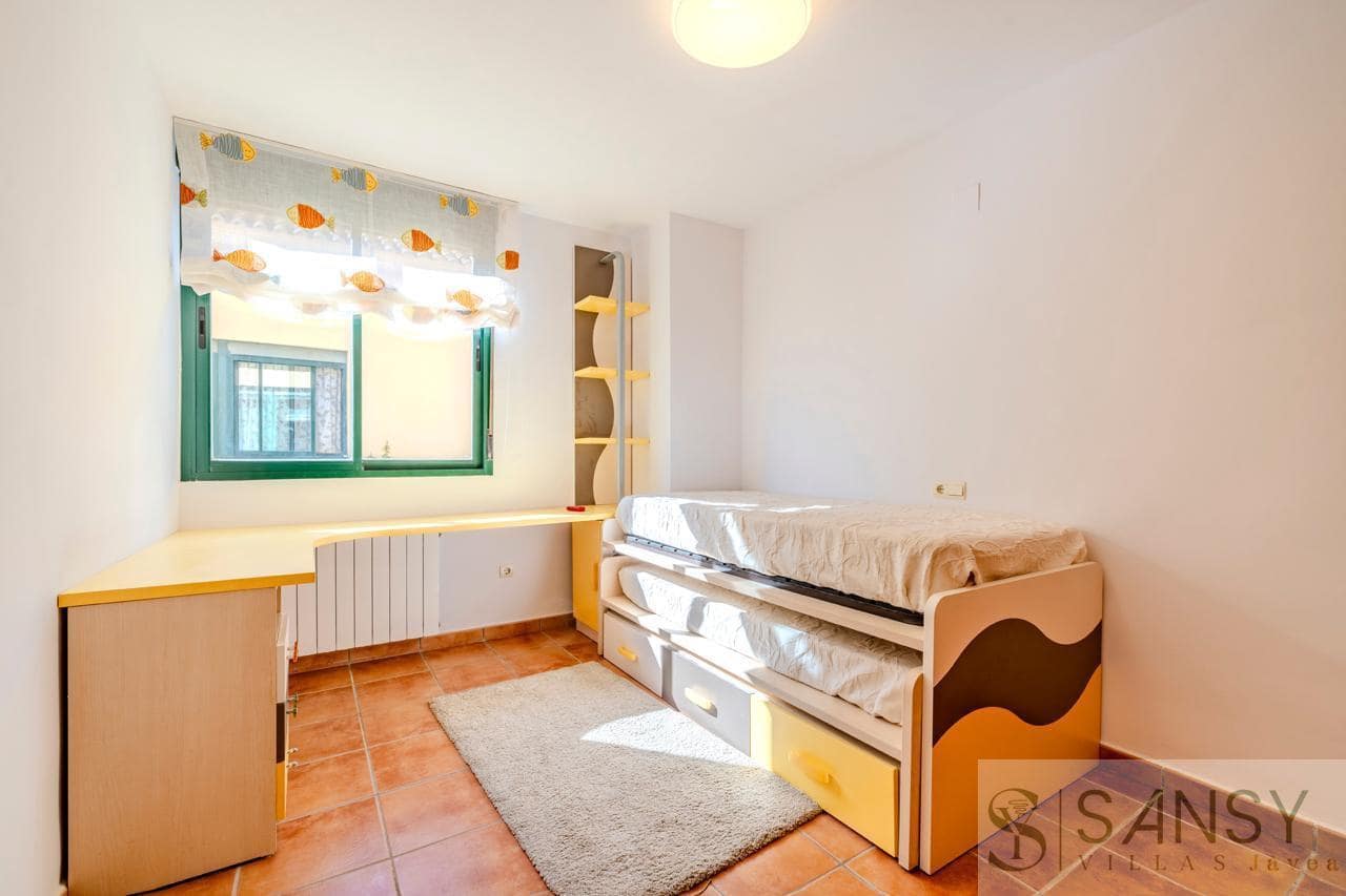 4 soveværelse Lejlighed til leje i Arenal med swimmingpool garage - € 2.000 (Ref: 9400286)