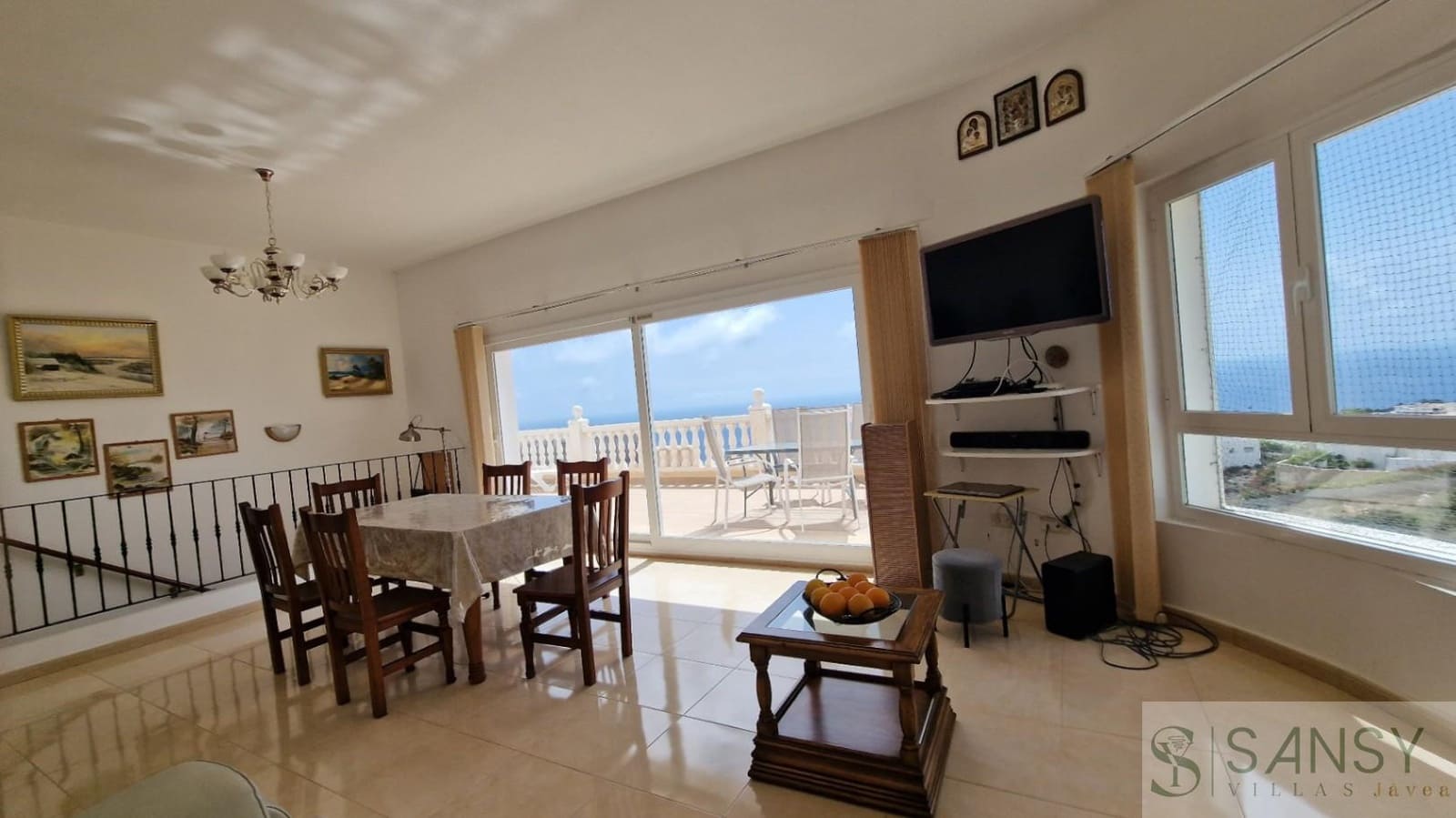 4 bedroom Villa for sale in Cumbre del Sol with pool - € 730,000 (Ref: 9400287)