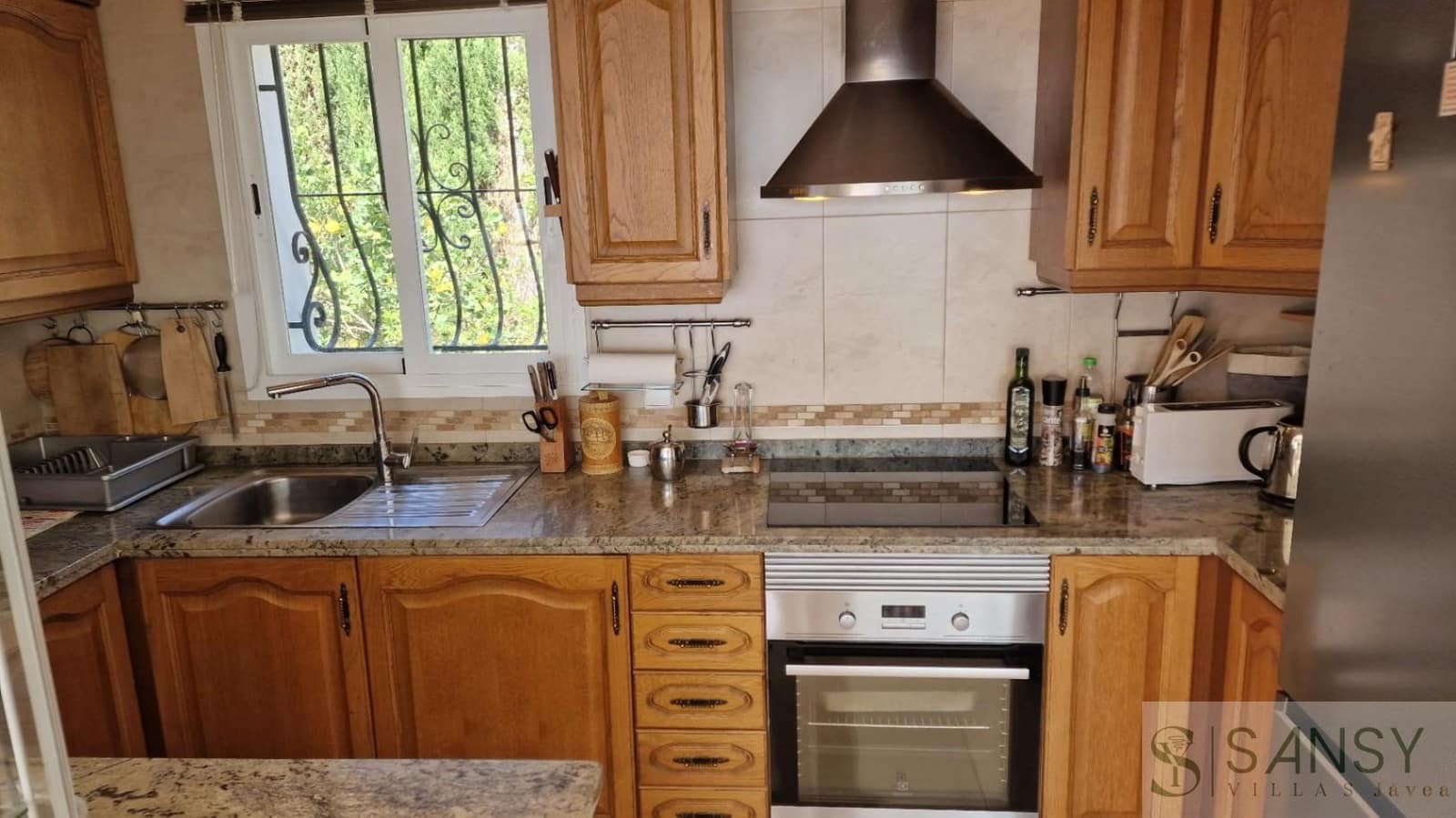 4 bedroom Villa for sale in Cumbre del Sol with pool - € 730,000 (Ref: 9400287)