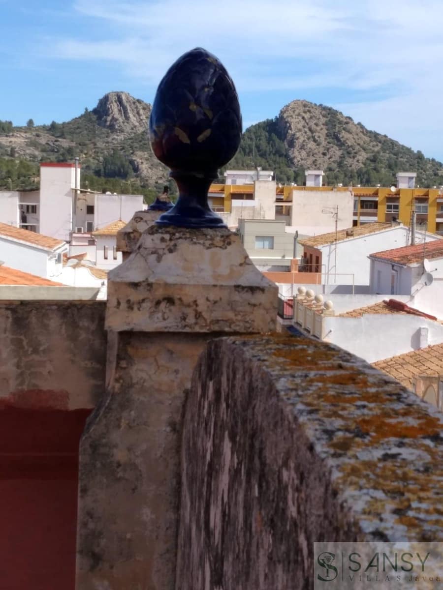 5 soverom Hus til salgs i Pedreguer med garasje - € 340 000 (Ref: 9400288)