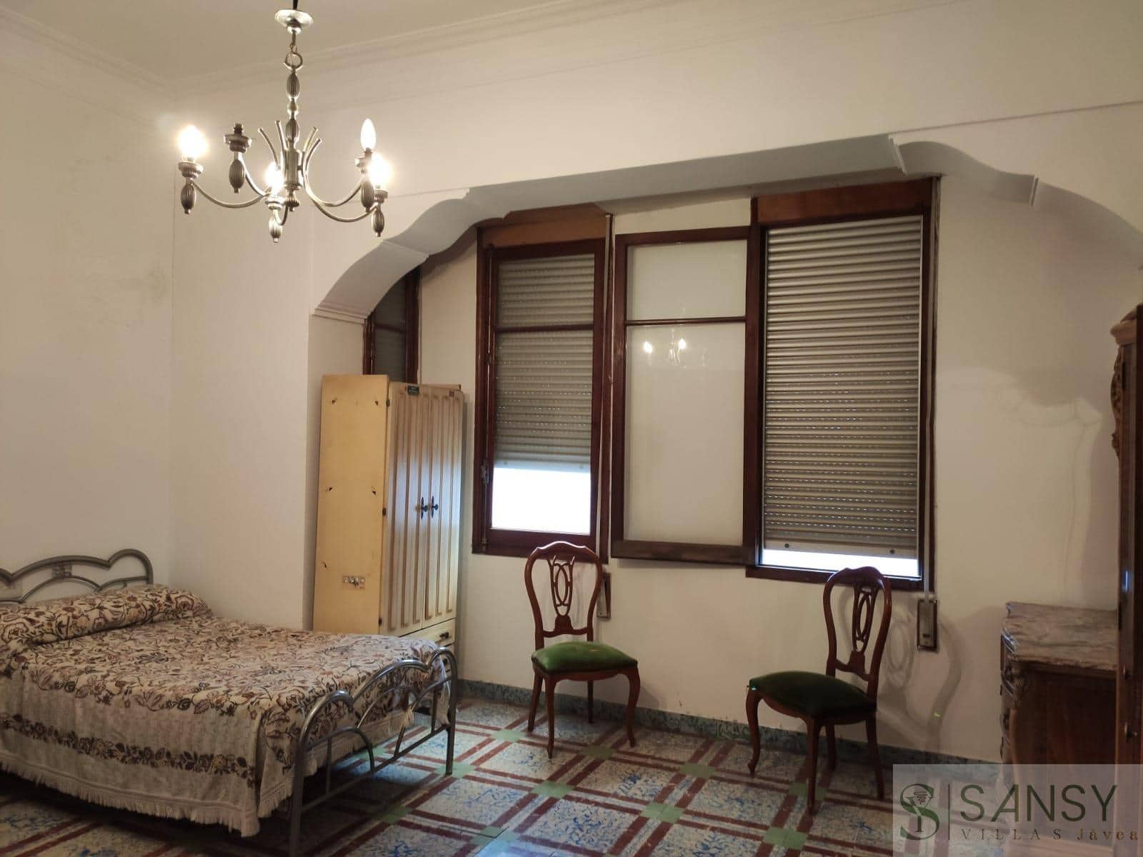 5 soverom Hus til salgs i Pedreguer med garasje - € 340 000 (Ref: 9400288)