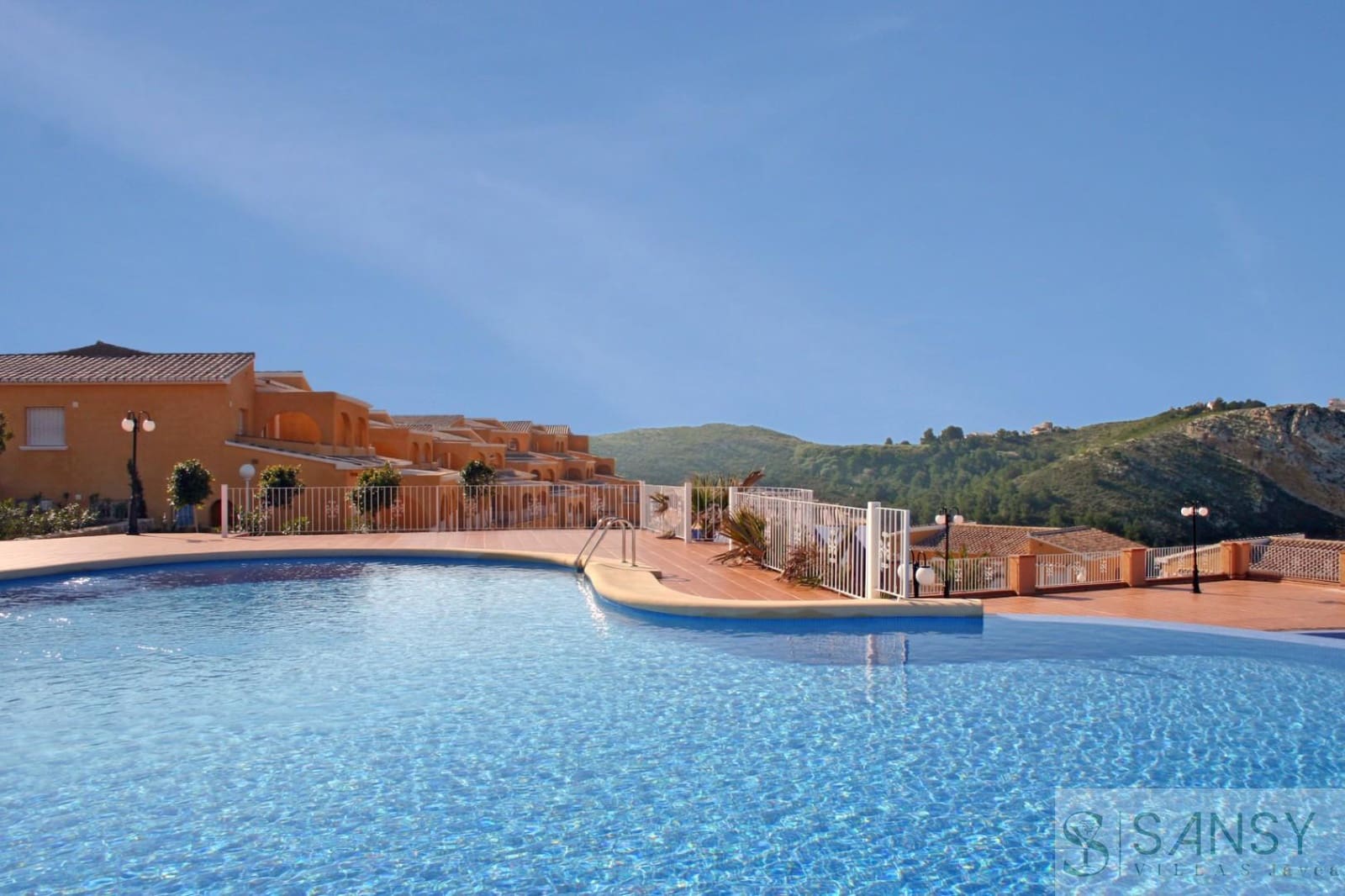 2 soveværelse Lejlighed til salg i Benitachell / Benitatxell med swimmingpool - € 473.000 (Ref: 9406036)