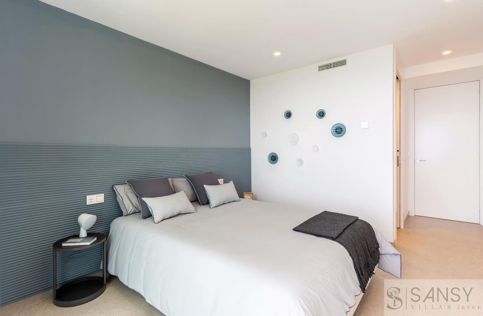 3 bedroom Villa for sale in Altea with pool - € 2,257,500 (Ref: 9406053)