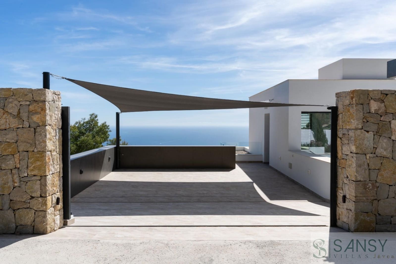 3 bedroom Villa for sale in Altea with pool - € 2,257,500 (Ref: 9406053)