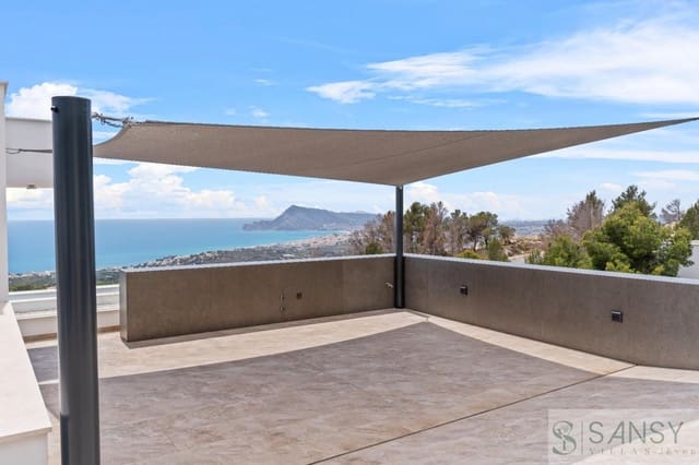 Chalet de 4 habitaciones en Altea en venta con piscina - 2.135.000 € (Ref: 9406055)