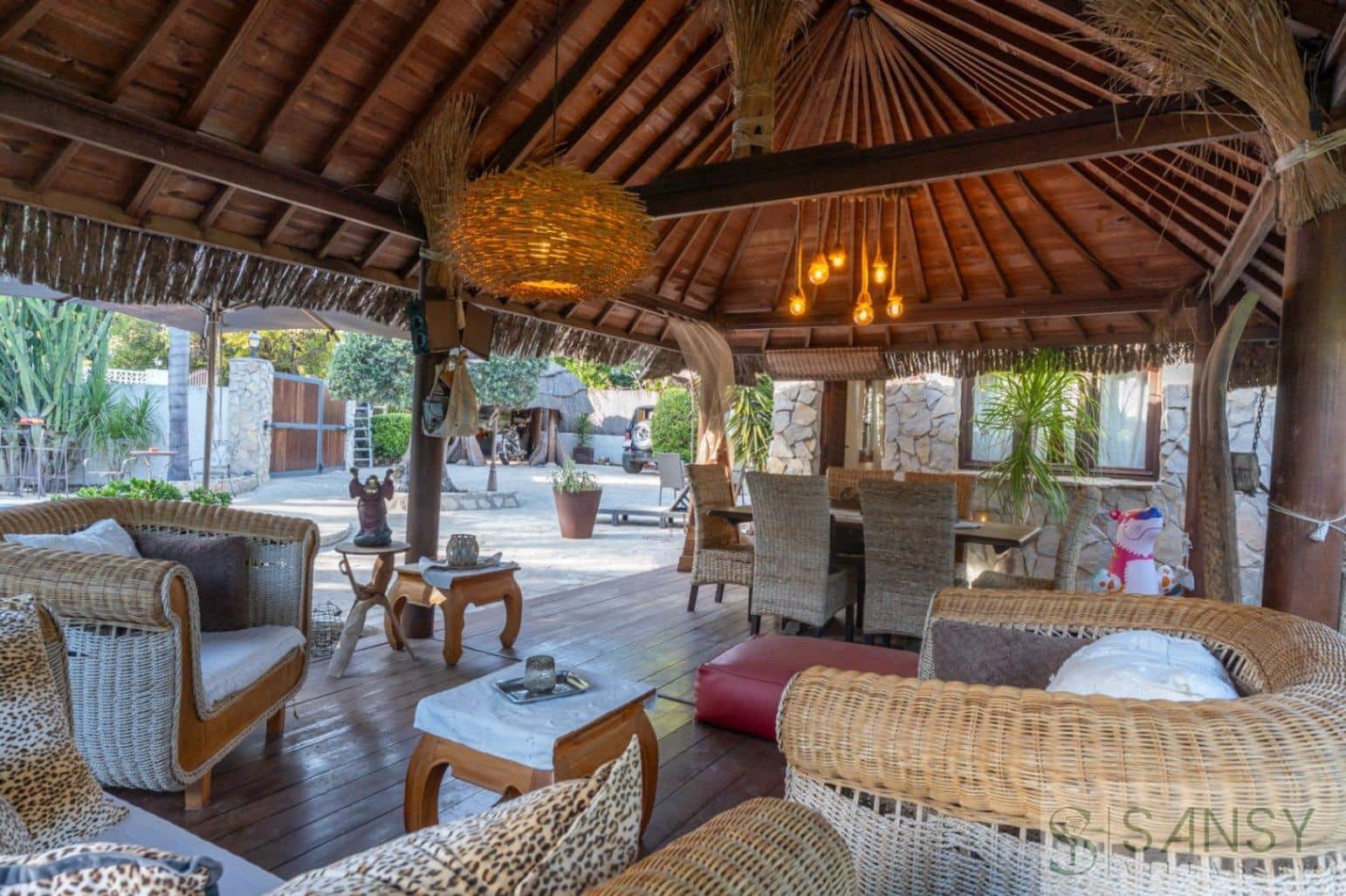 4 Zimmer Villa zu verkaufen in Javea / Xabia mit Pool Garage - 895.000 € (Ref: 9419064)