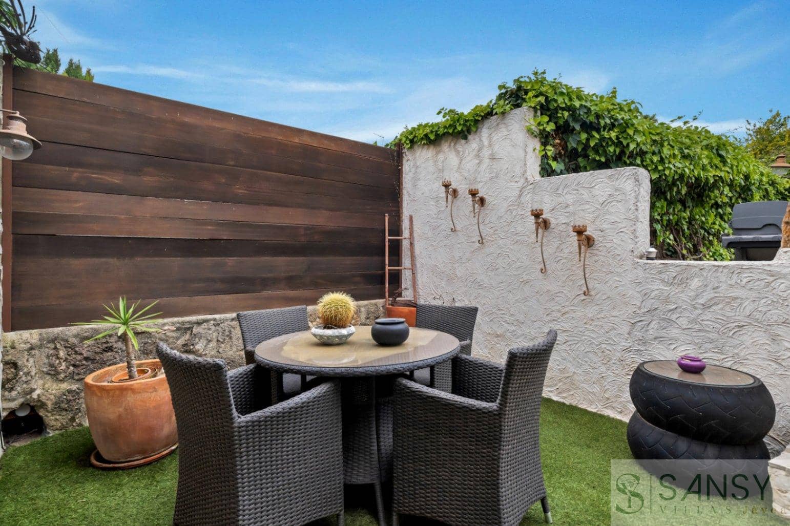 4 Zimmer Villa zu verkaufen in Javea / Xabia mit Pool Garage - 895.000 € (Ref: 9419064)