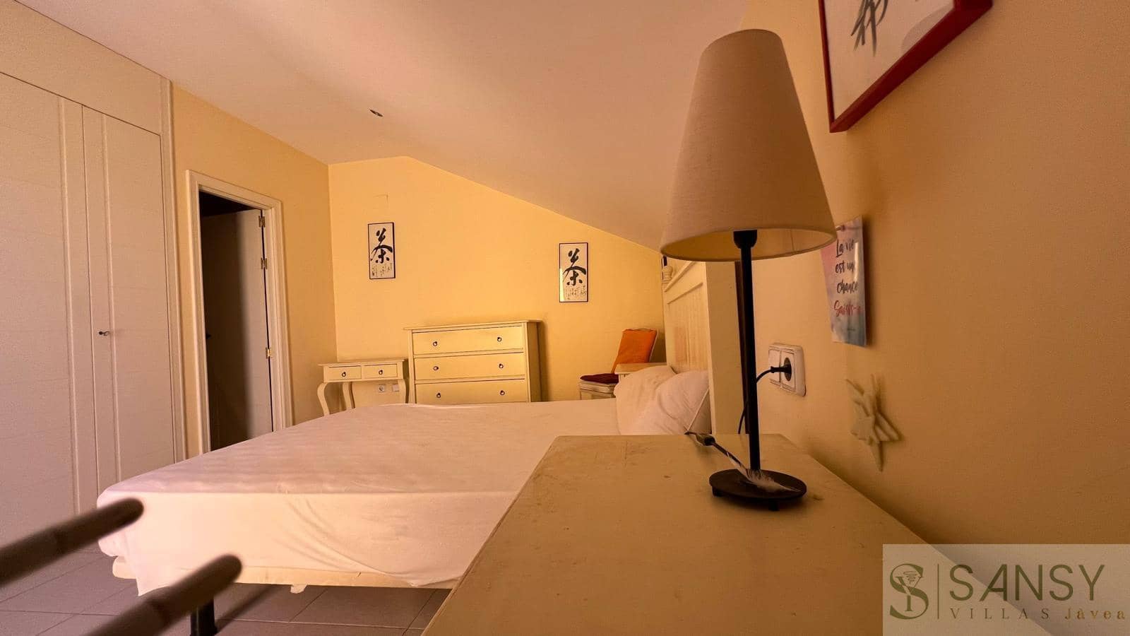 4 slaapkamer Flat te koop in Denia met zwembad garage - € 580.000 (Ref: 9419068)