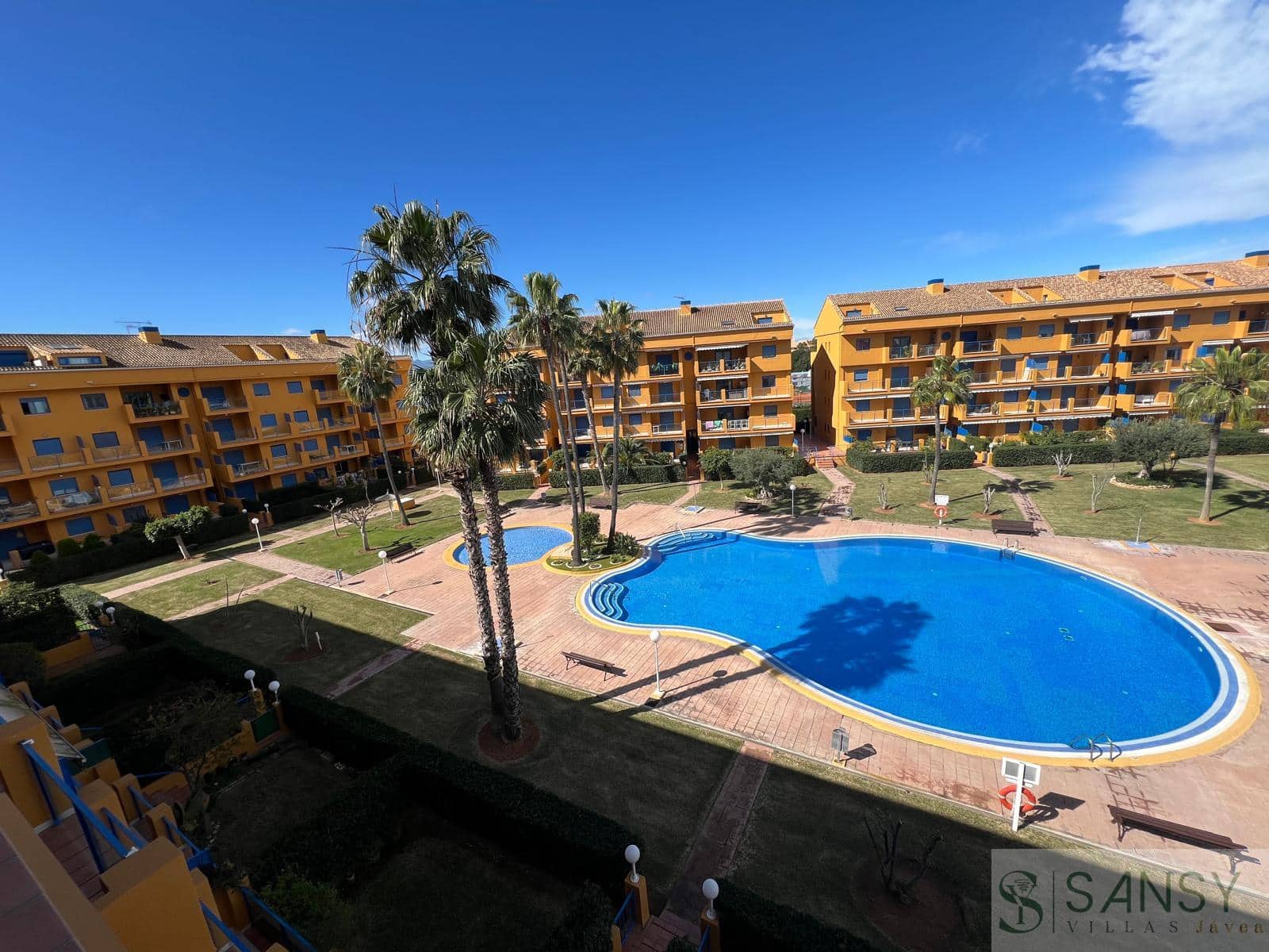 4 slaapkamer Flat te koop in Denia met zwembad garage - € 580.000 (Ref: 9419068)