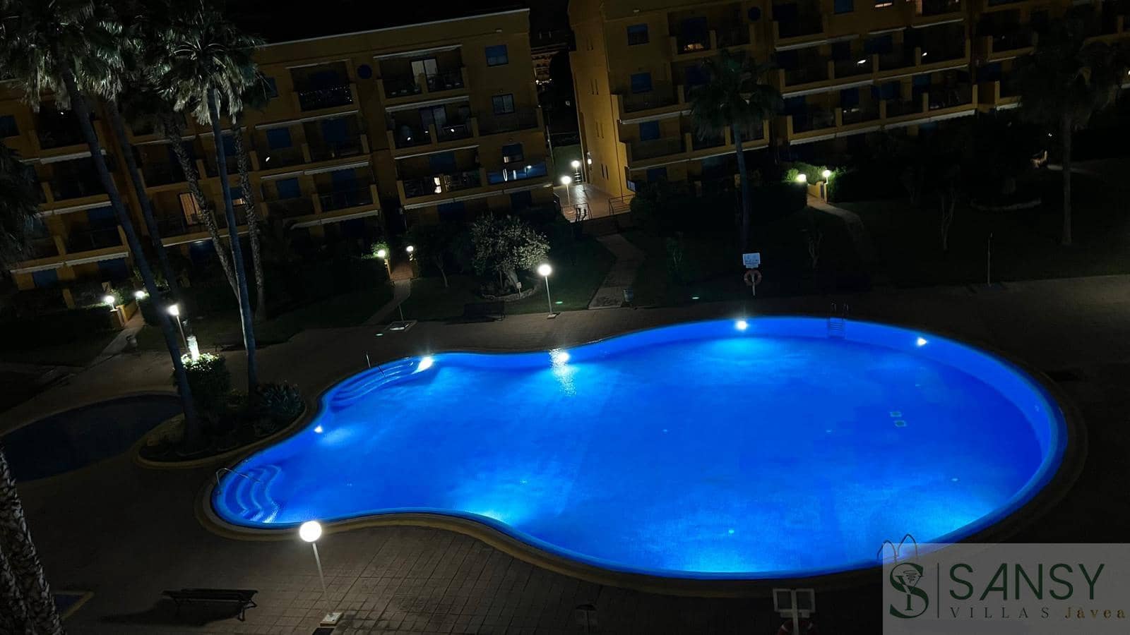 4 slaapkamer Flat te koop in Denia met zwembad garage - € 580.000 (Ref: 9419068)