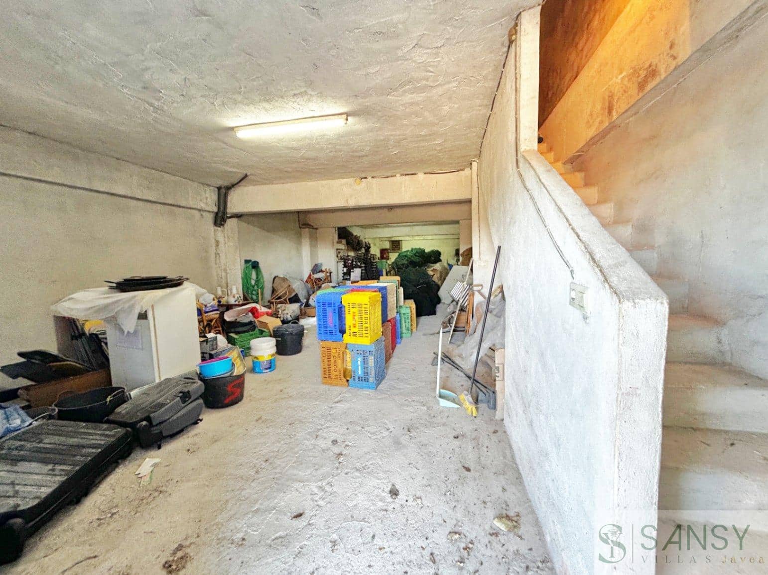 7 makuuhuone Omakotitalo myytävänä paikassa Benissa mukana 
autotalli - 320 000 € (Ref: 9451731)