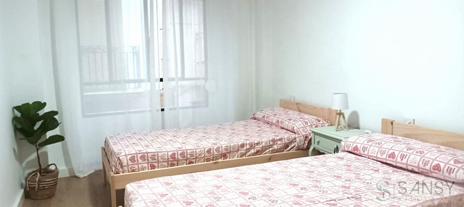 Casa de 4 habitaciones en Pego en venta - 160.000 € (Ref: 9460855)