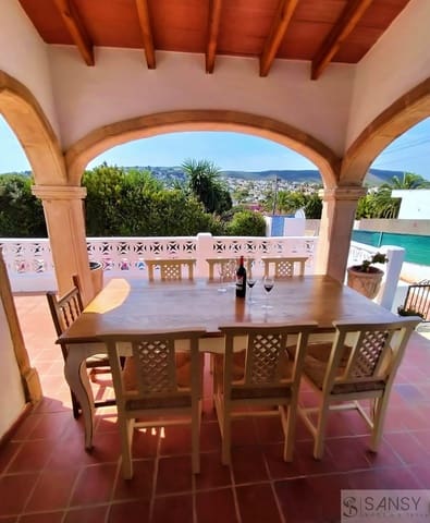 4 soveværelse Villa til leje i Pinosol, Javea / Xàbia med swimmingpool garage - € 2.500 (Ref: 9488022)