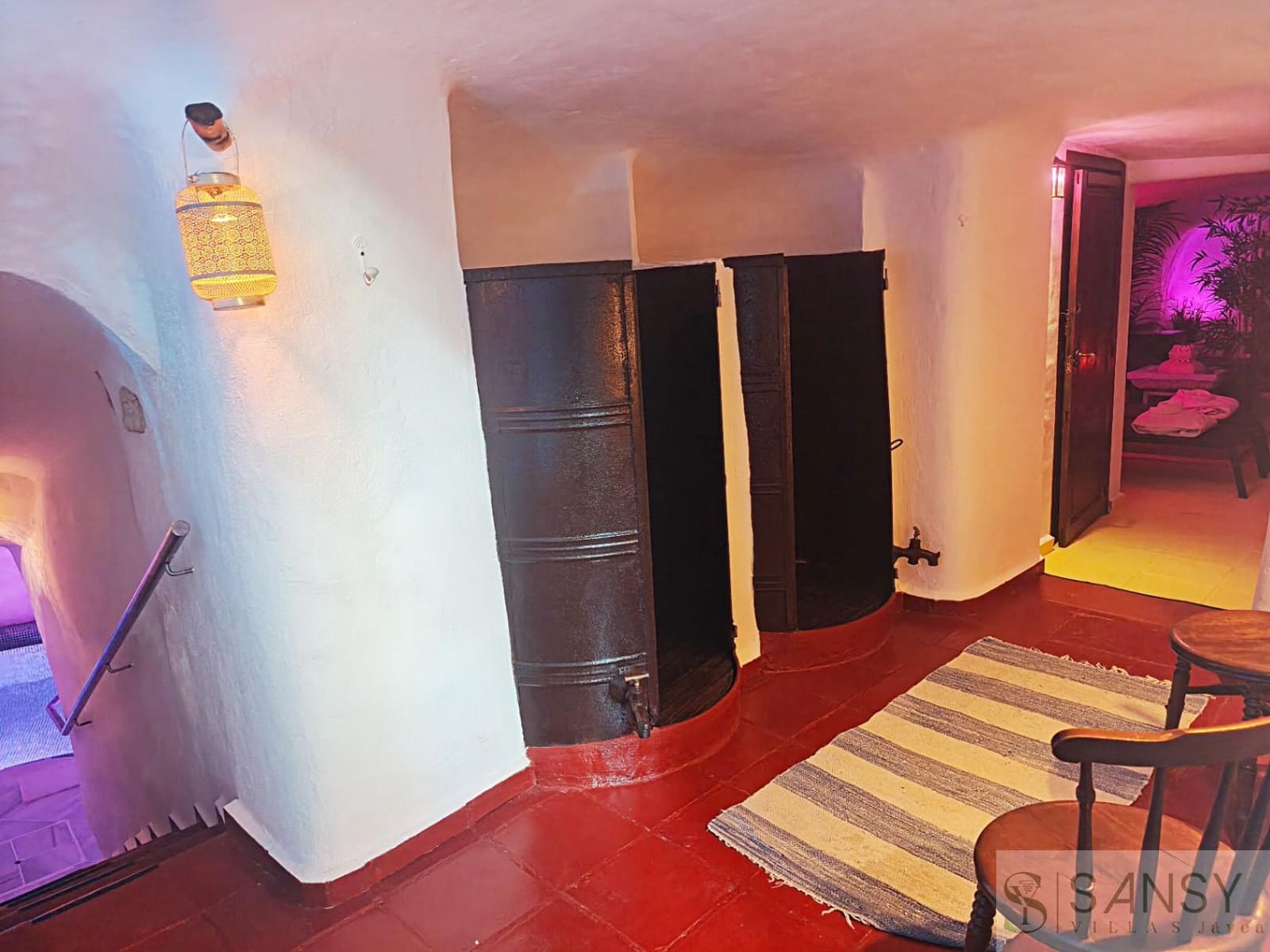 8 bedroom Hotel for sale in Vall de Gallinera with pool - € 799,000 (Ref: 9488029)