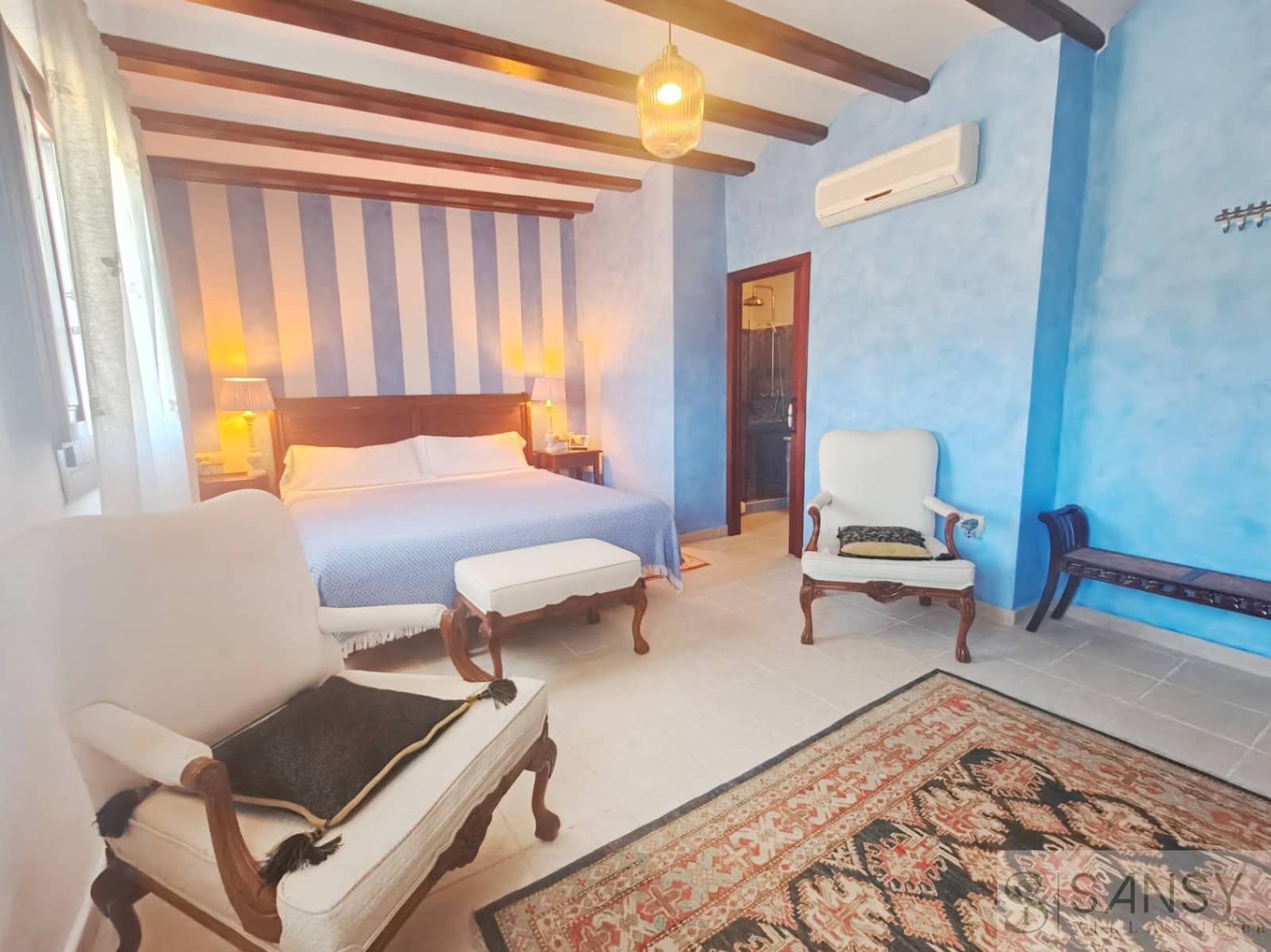 8 bedroom Hotel for sale in Vall de Gallinera with pool - € 799,000 (Ref: 9488029)