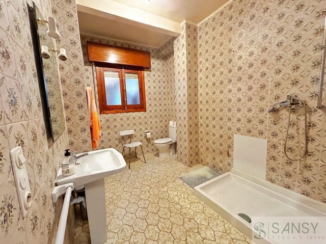 5 soveværelse Byhus til salg i Benissa - € 237.000 (Ref: 9488030)