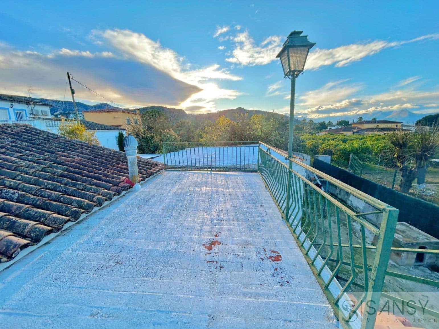 5 soveværelse Villa til salg i Pedreguer med swimmingpool garage - € 345.000 (Ref: 9511465)