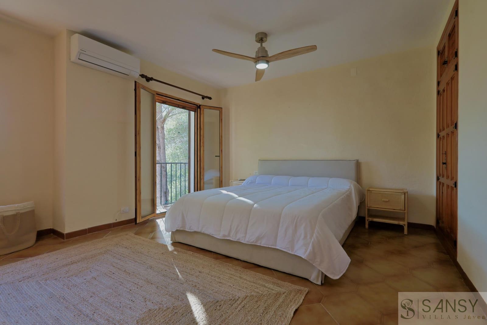 2 bedroom Villa for sale in Javea / Xabia with garage - € 648,000 (Ref: 9511466)