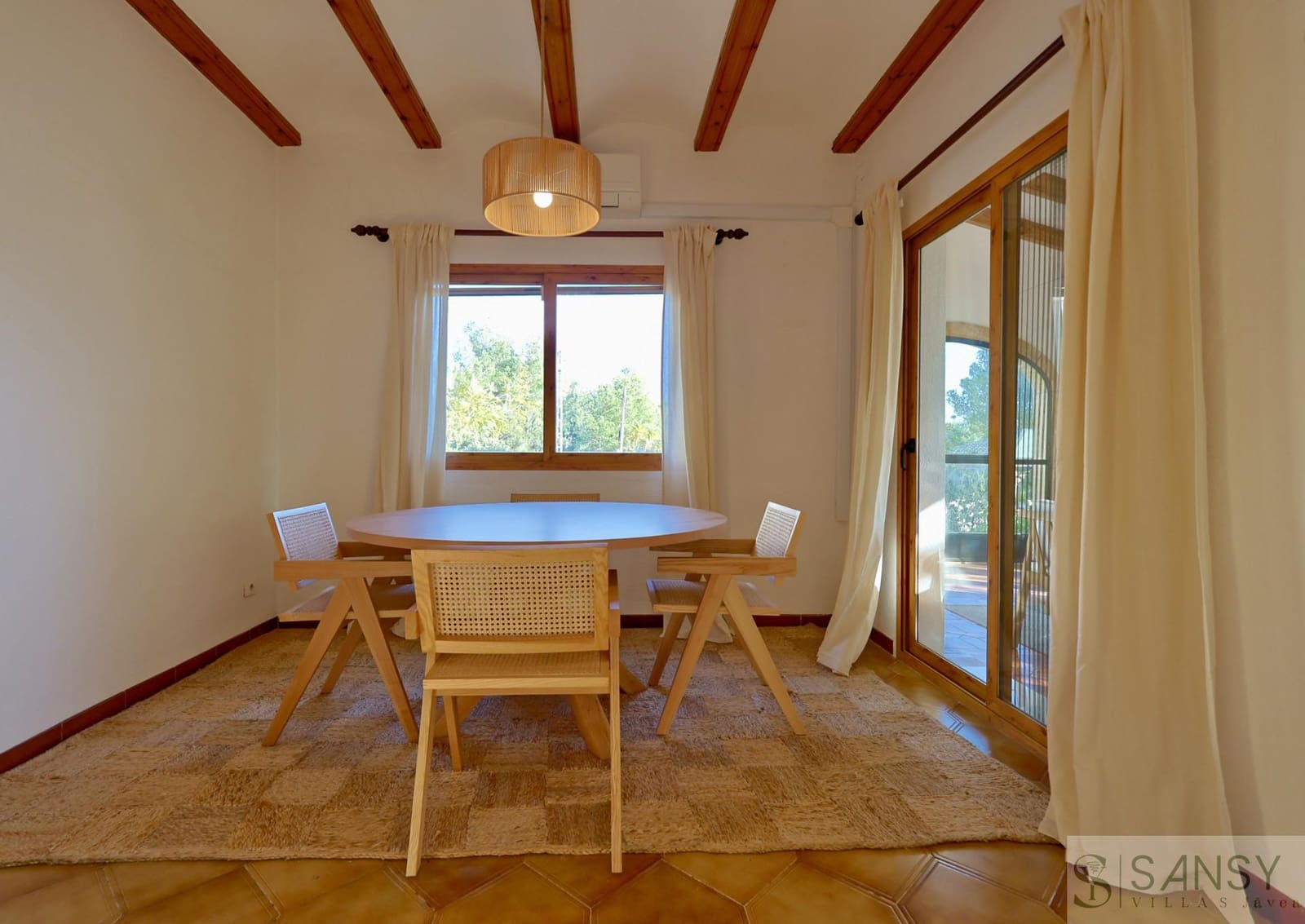 2 bedroom Villa for sale in Javea / Xabia with garage - € 648,000 (Ref: 9511466)