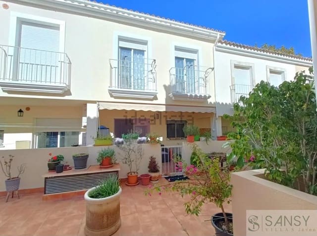 Pareado de 3 habitaciones en Sagra en venta con piscina garaje - 225.000 € (Ref: 9525917)