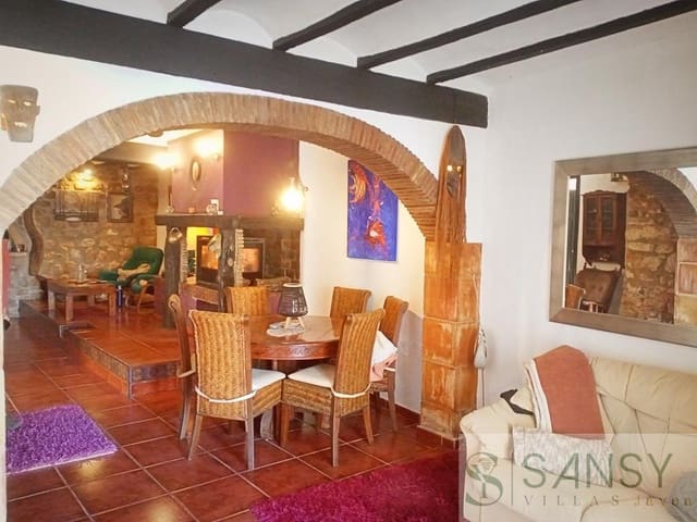 2 soveværelse Finca/Landehus til salg i Ondara med swimmingpool garage - € 470.000 (Ref: 9557461)