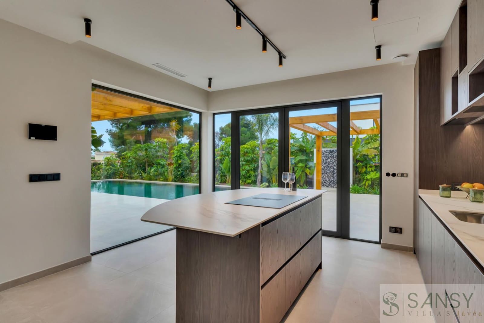 3 Zimmer Villa zu verkaufen in Javea / Xabia mit Pool Garage - 1.749.000 € (Ref: 9557462)