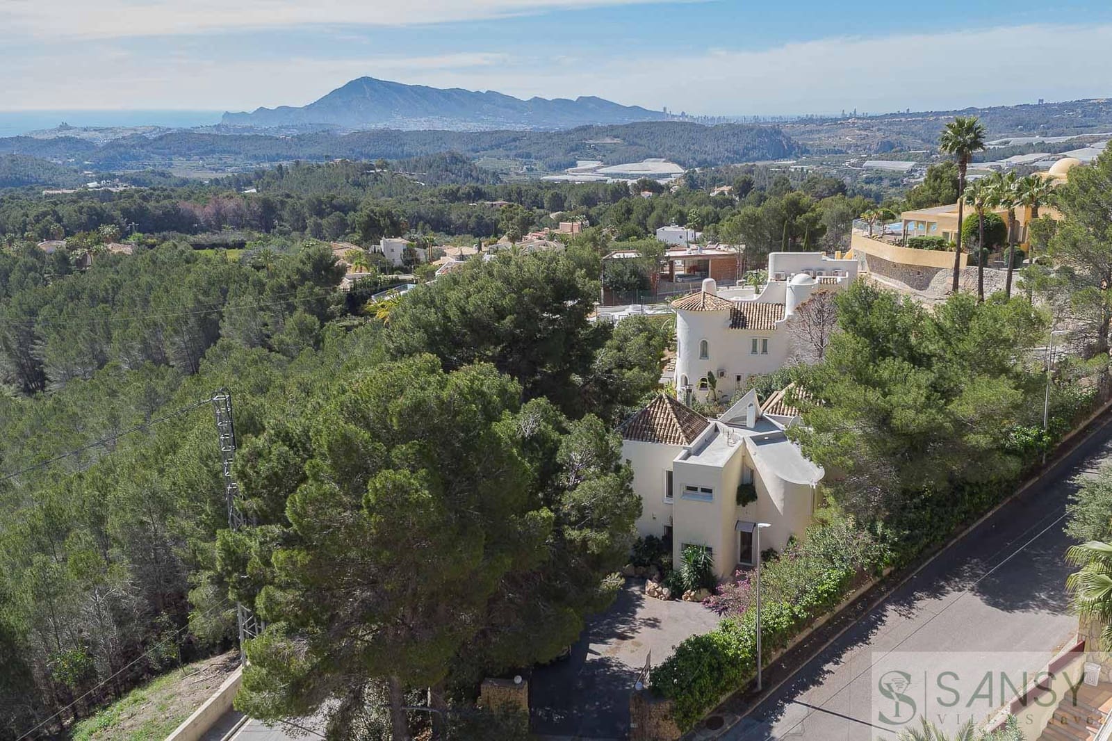 3 makuuhuone Huvila myytävänä paikassa Altea mukana uima-altaan 
autotalli - 530 000 € (Ref: 9581367)