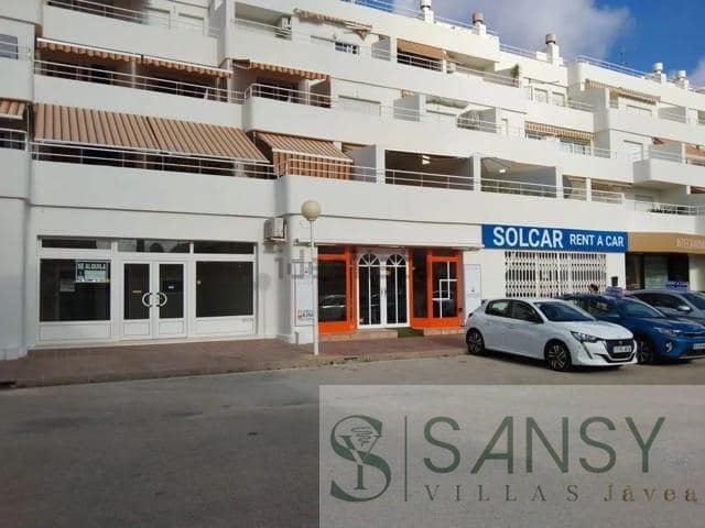 Commercial for rent in Javea / Xabia - € 900 (Ref: 9600068)