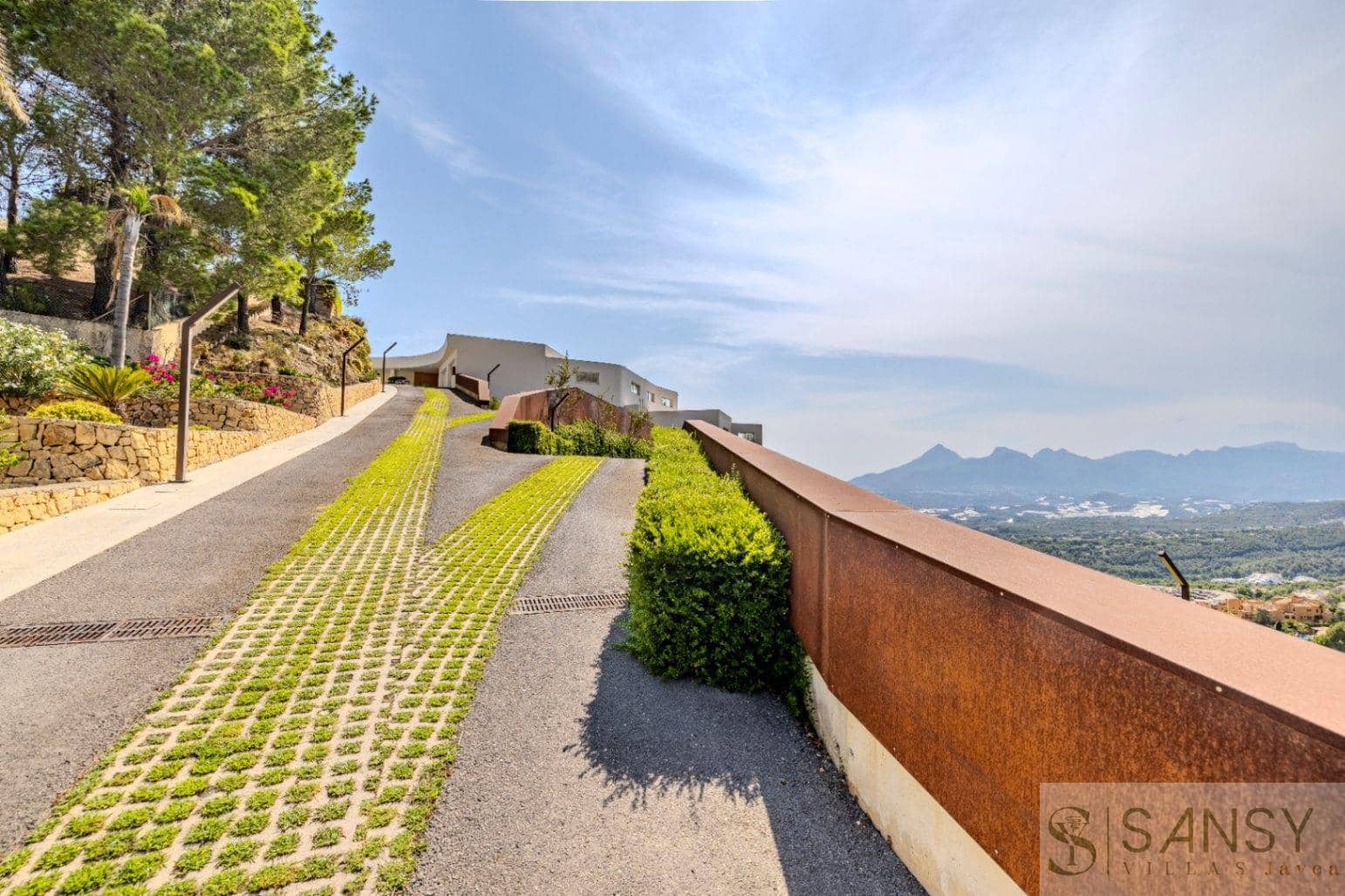 3 bedroom Apartment for sale in Altea with pool garage - € 1,995,000 (Ref: 9600072)