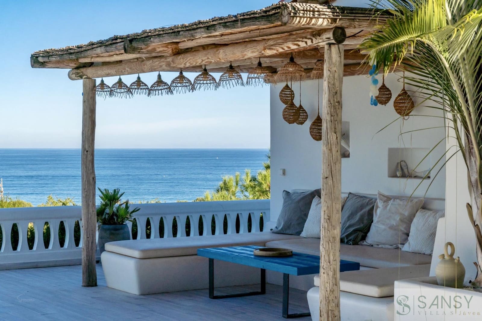 Chalet de 3 habitaciones en Dénia en venta con piscina garaje - 1.590.000 € (Ref: 9600073)