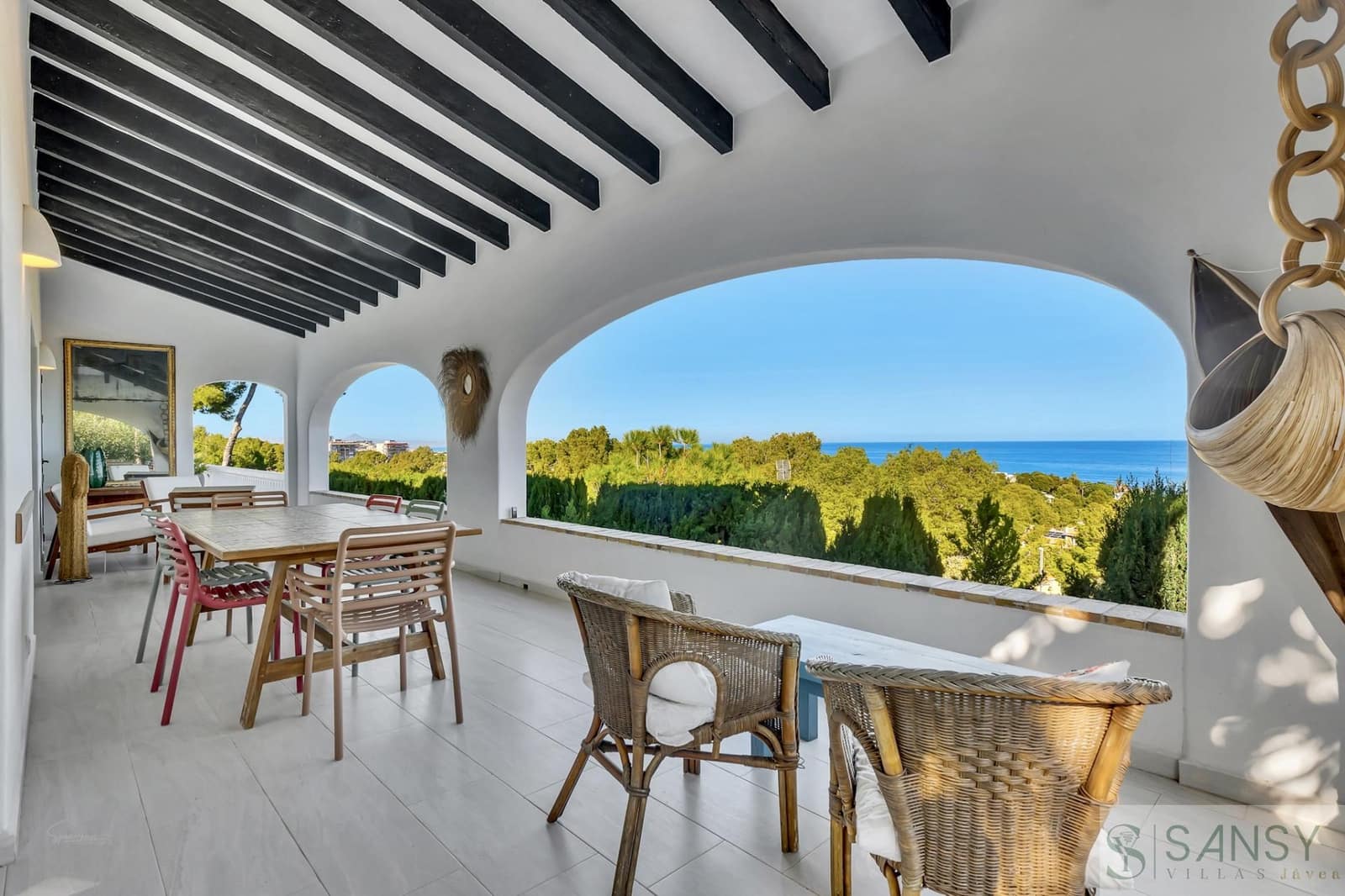 Chalet de 3 habitaciones en Dénia en venta con piscina garaje - 1.590.000 € (Ref: 9600073)