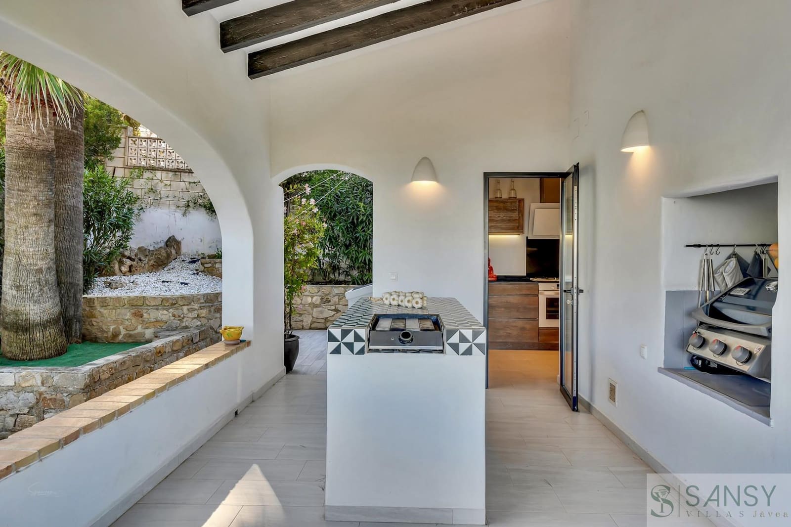 Chalet de 3 habitaciones en Dénia en venta con piscina garaje - 1.590.000 € (Ref: 9600073)