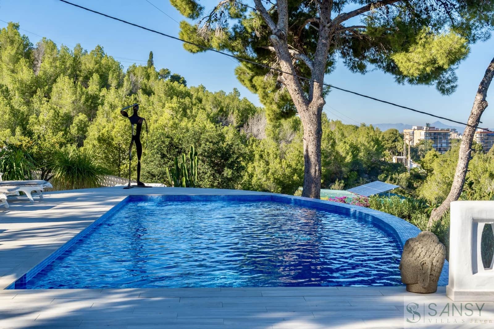 Chalet de 3 habitaciones en Dénia en venta con piscina garaje - 1.590.000 € (Ref: 9600073)