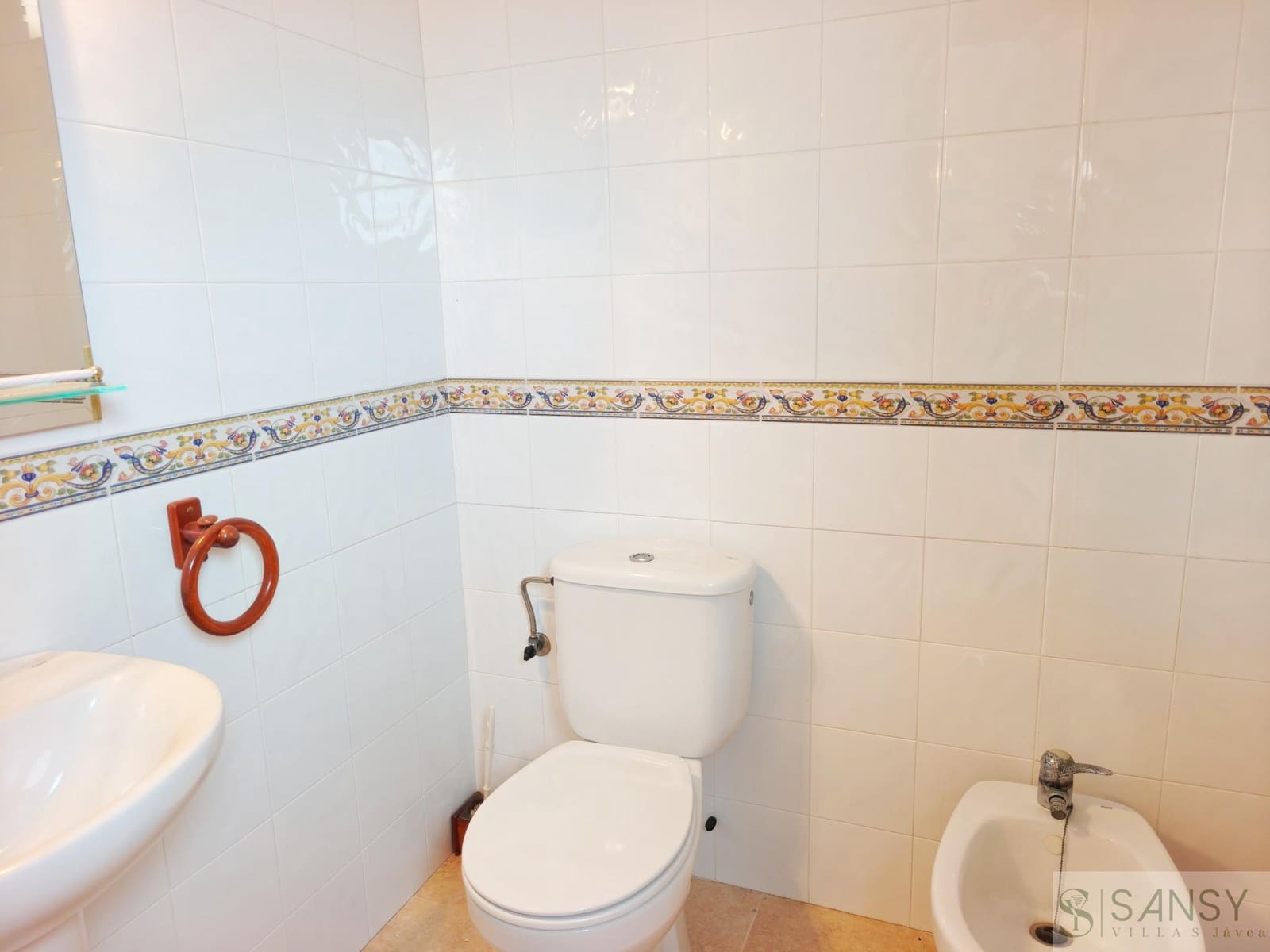 5 camera da letto Villa in vendita in Oliva con garage - 318.000 € (Rif: 9607004)