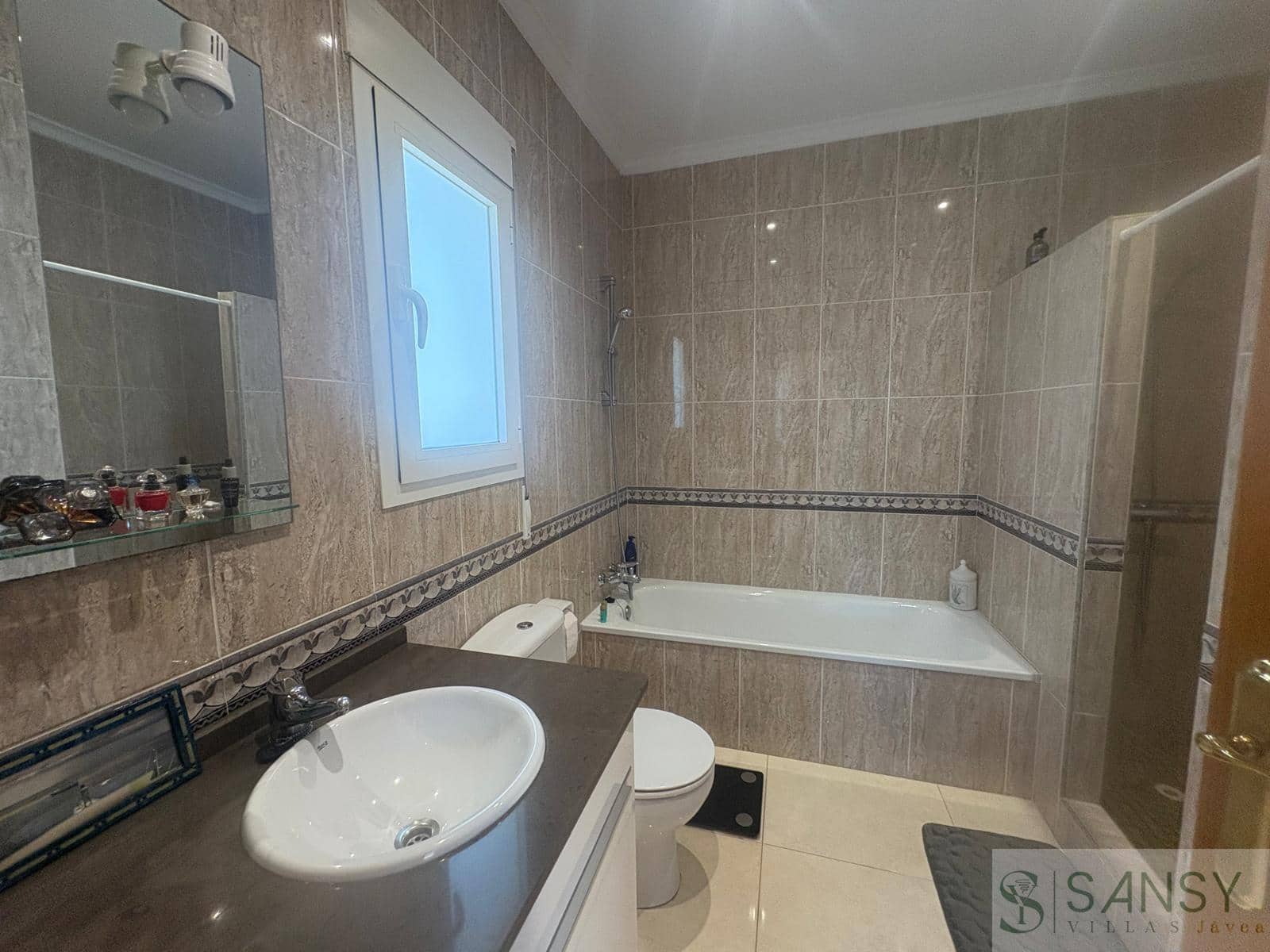 3 soveværelse Villa til salg i Javea / Xabia med swimmingpool garage - € 649.000 (Ref: 9618818)