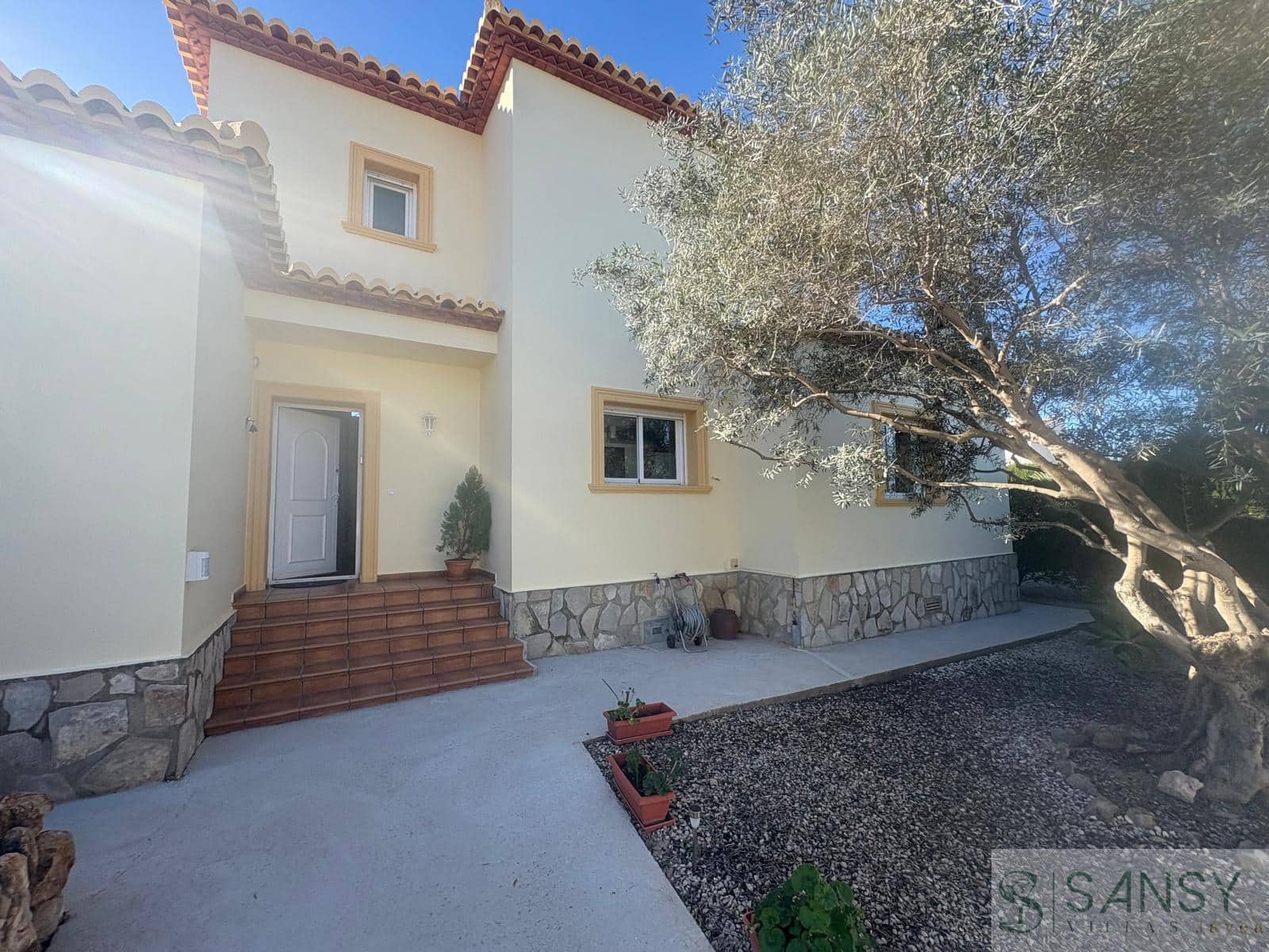 3 soveværelse Villa til salg i Javea / Xabia med swimmingpool garage - € 649.000 (Ref: 9618818)