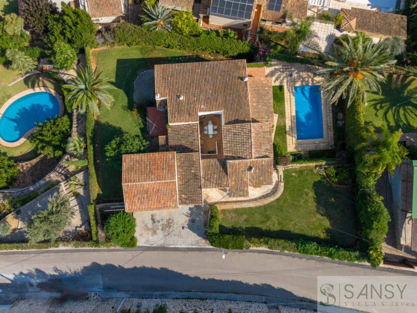 4 sypialnia Willa na sprzedaż w Javea / Xabia z basenem - 1 550 000 € (Ref: 9646720)