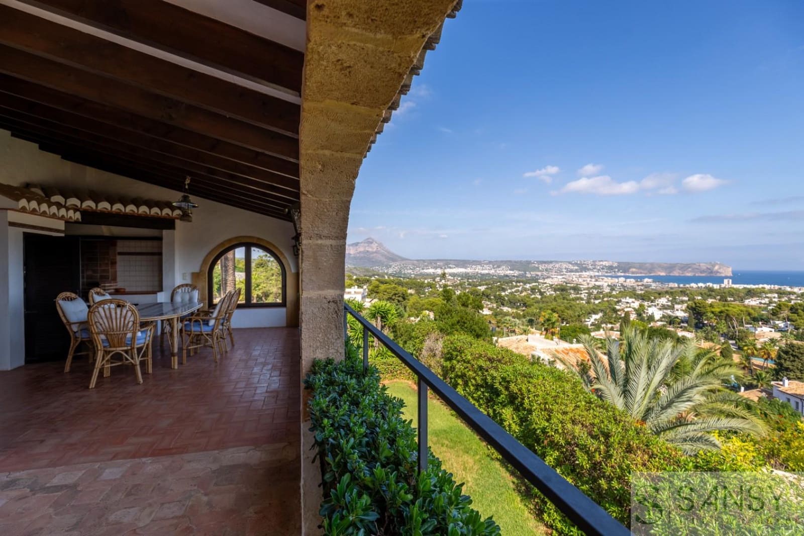 4 sypialnia Willa na sprzedaż w Javea / Xabia z basenem - 1 550 000 € (Ref: 9646720)