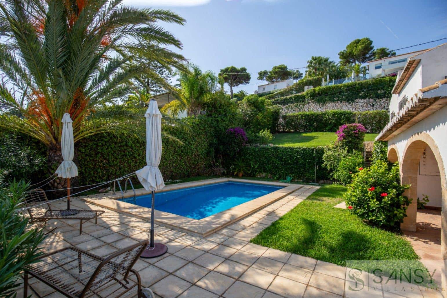 4 sypialnia Willa na sprzedaż w Javea / Xabia z basenem - 1 550 000 € (Ref: 9646720)