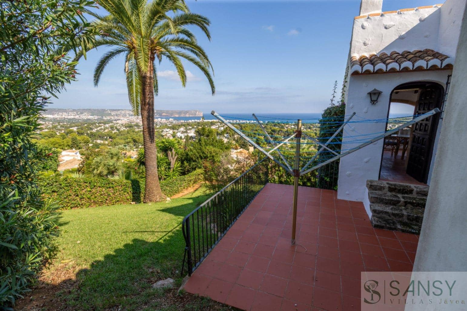 4 sypialnia Willa na sprzedaż w Javea / Xabia z basenem - 1 550 000 € (Ref: 9646720)