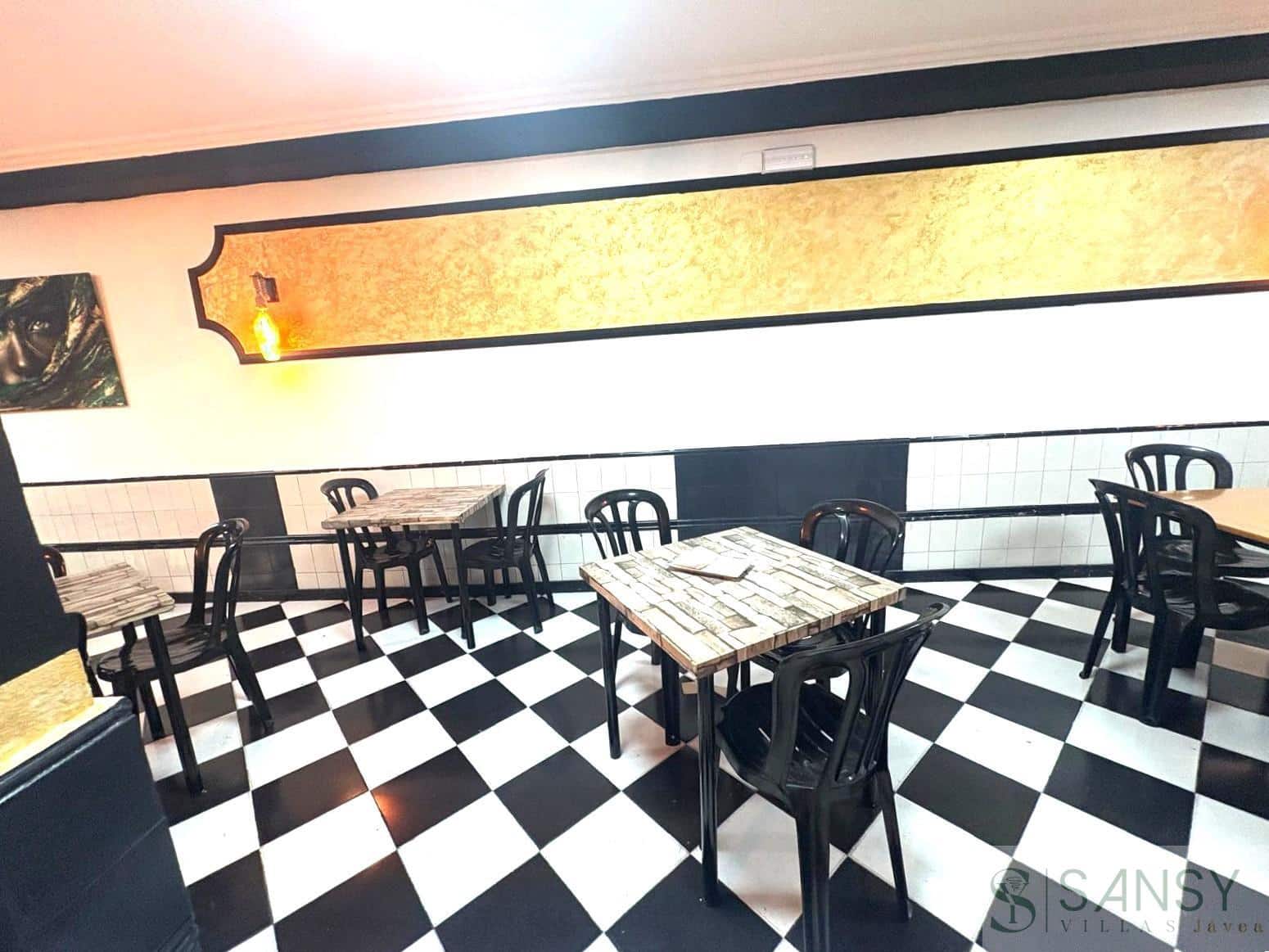 20 makuuhuone Kaupallinen myytävänä paikassa Alcoy / Alcoi - 120 000 € (Ref: 9654476)