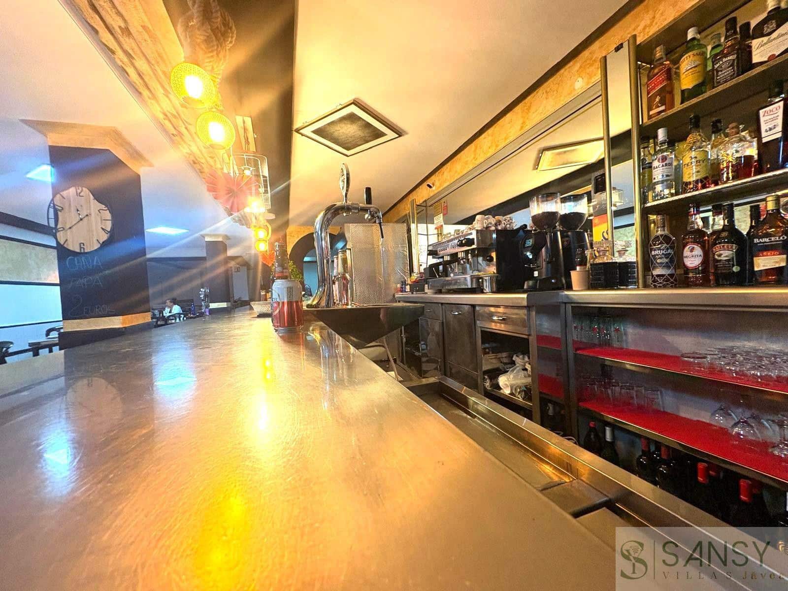 20 makuuhuone Kaupallinen myytävänä paikassa Alcoy / Alcoi - 120 000 € (Ref: 9654476)