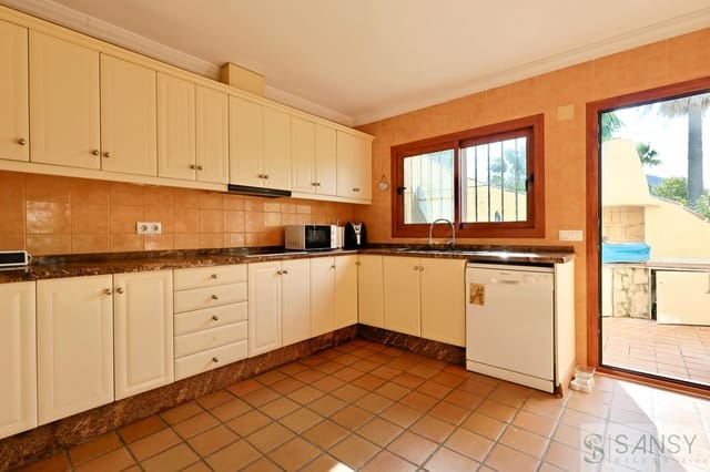 5 camera da letto Villa in vendita in Centro ciudad, Javea / Xàbia con piscina garage - 760.000 € (Rif: 9685873)