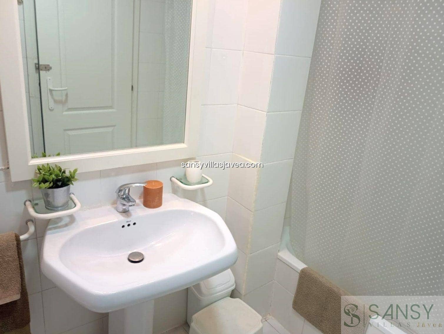 2 bedroom Apartment for rent in Javea / Xabia with pool - € 1,000 (Ref: 9685874)