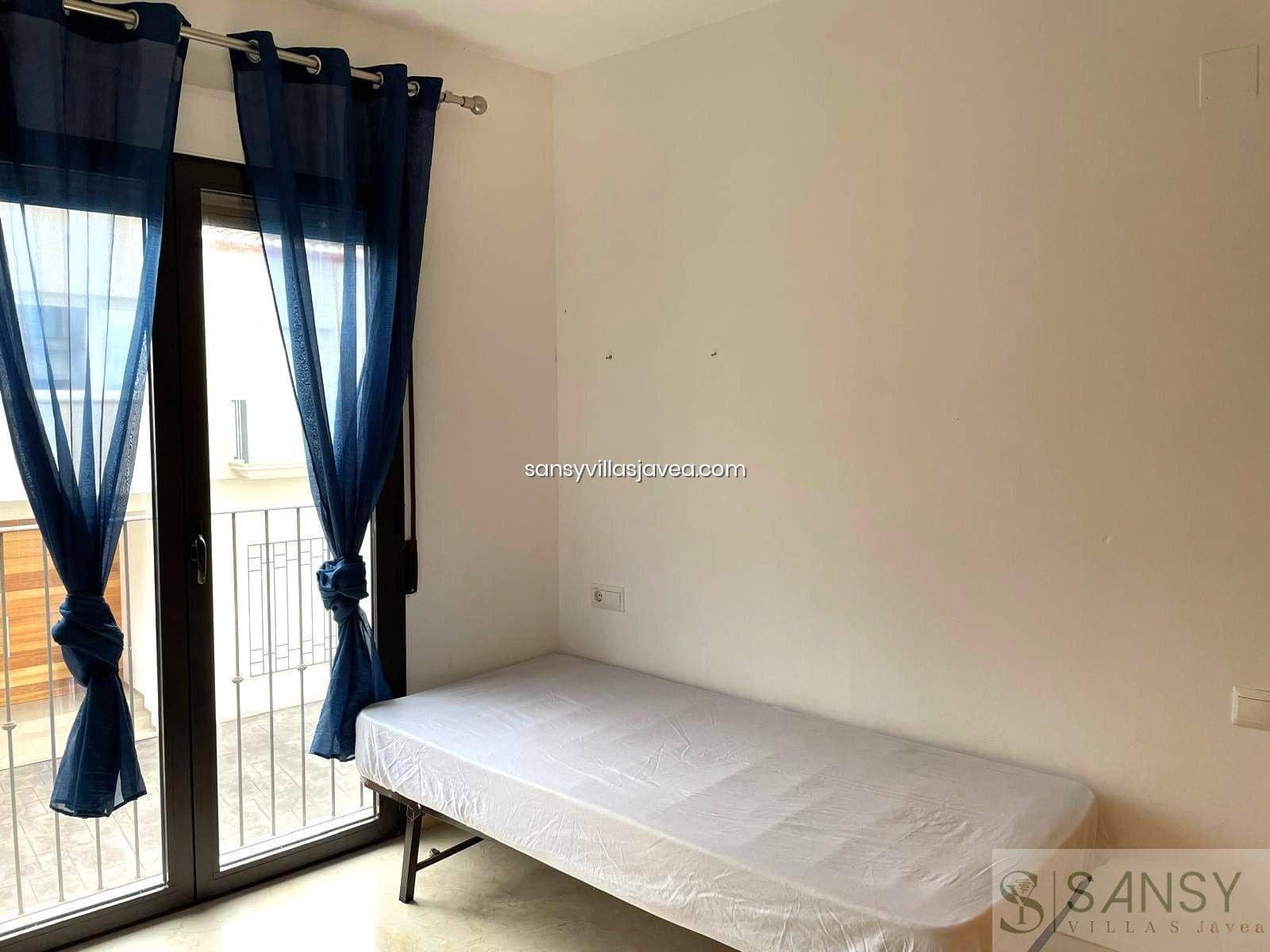 3 bedroom Apartment for sale in Gata de Gorgos with garage - € 224,900 (Ref: 9688751)