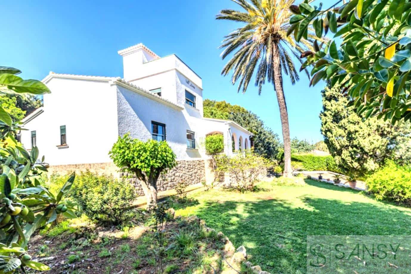 4 soveværelse Villa til salg i Denia med garage - € 1.195.000 (Ref: 9697915)
