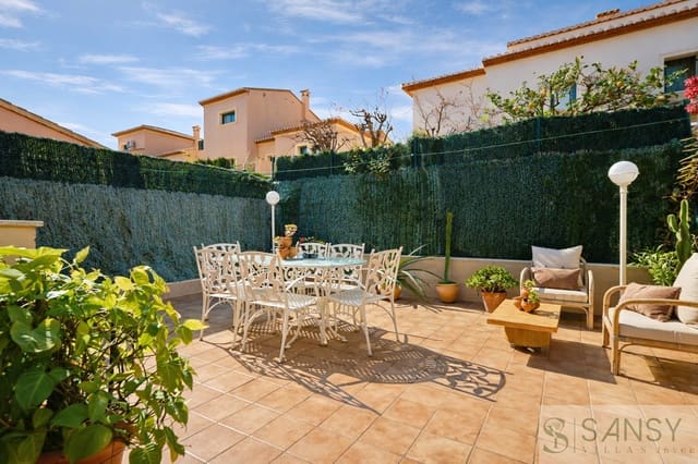 4 sovrum Lägenhet till salu i Centro ciudad, Javea / Xàbia med pool garage - 749 000 € (Ref: 9700298)